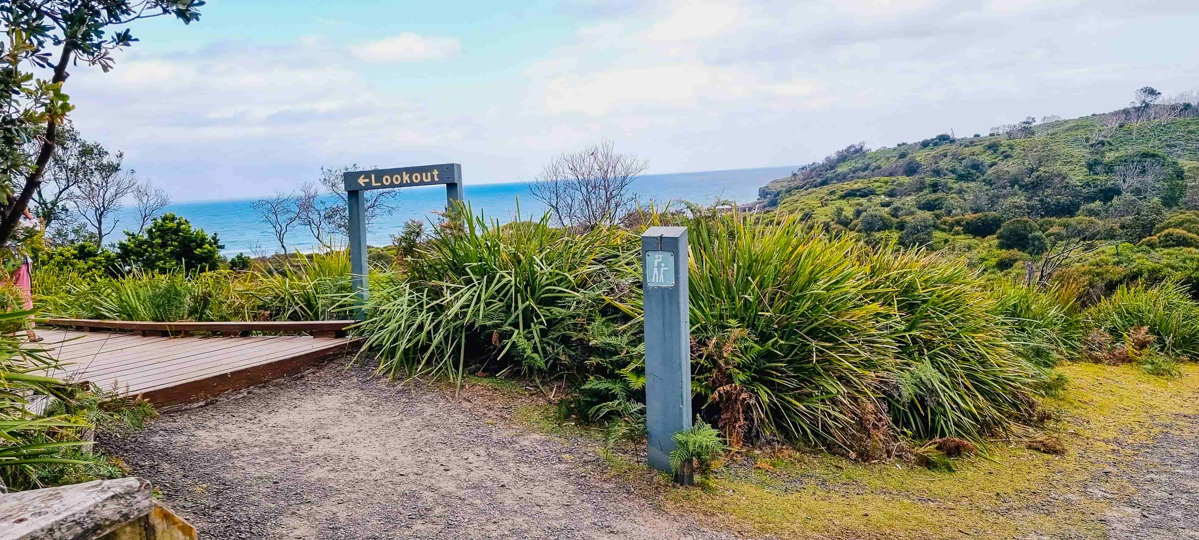 Cave Beach Lookout