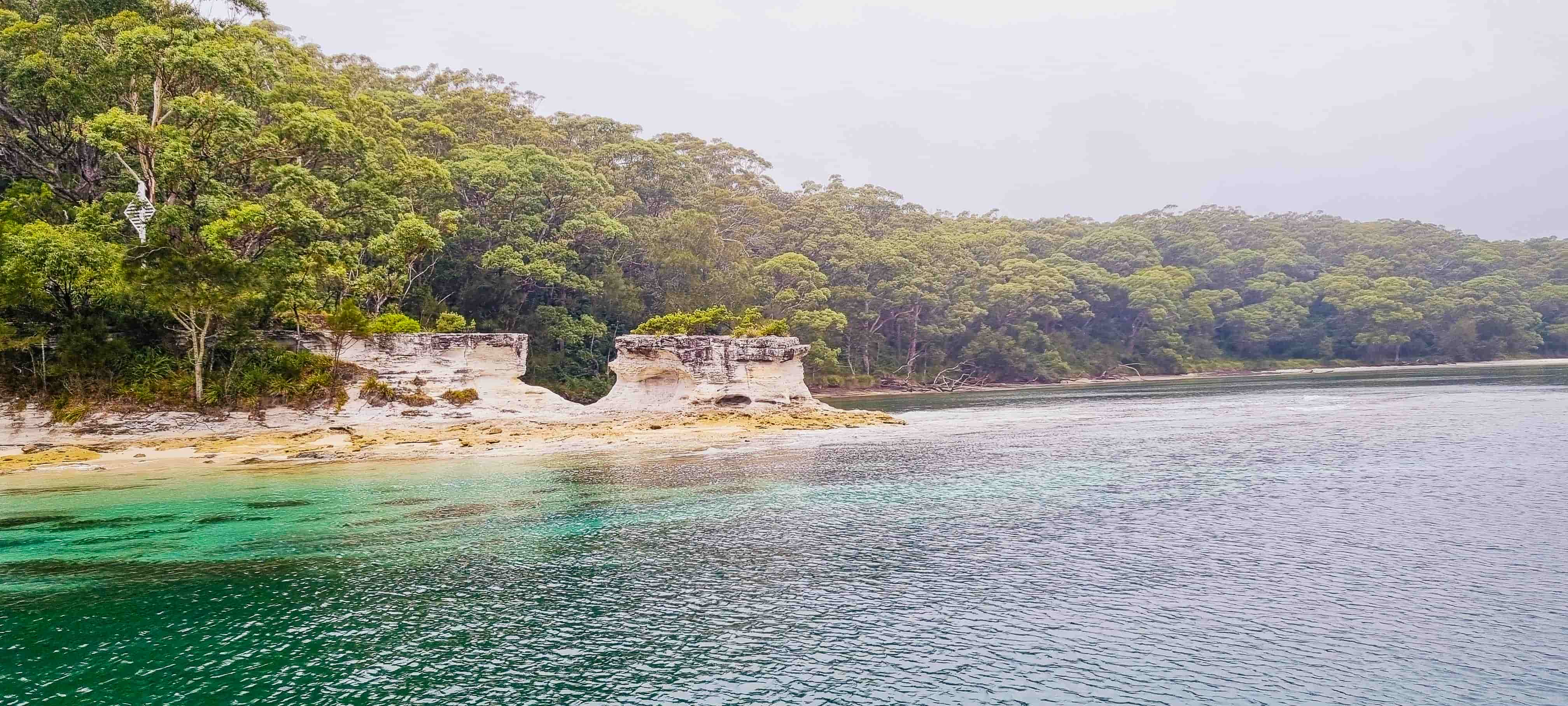 Jervis Bay Passage Tour - Hole in the Wall