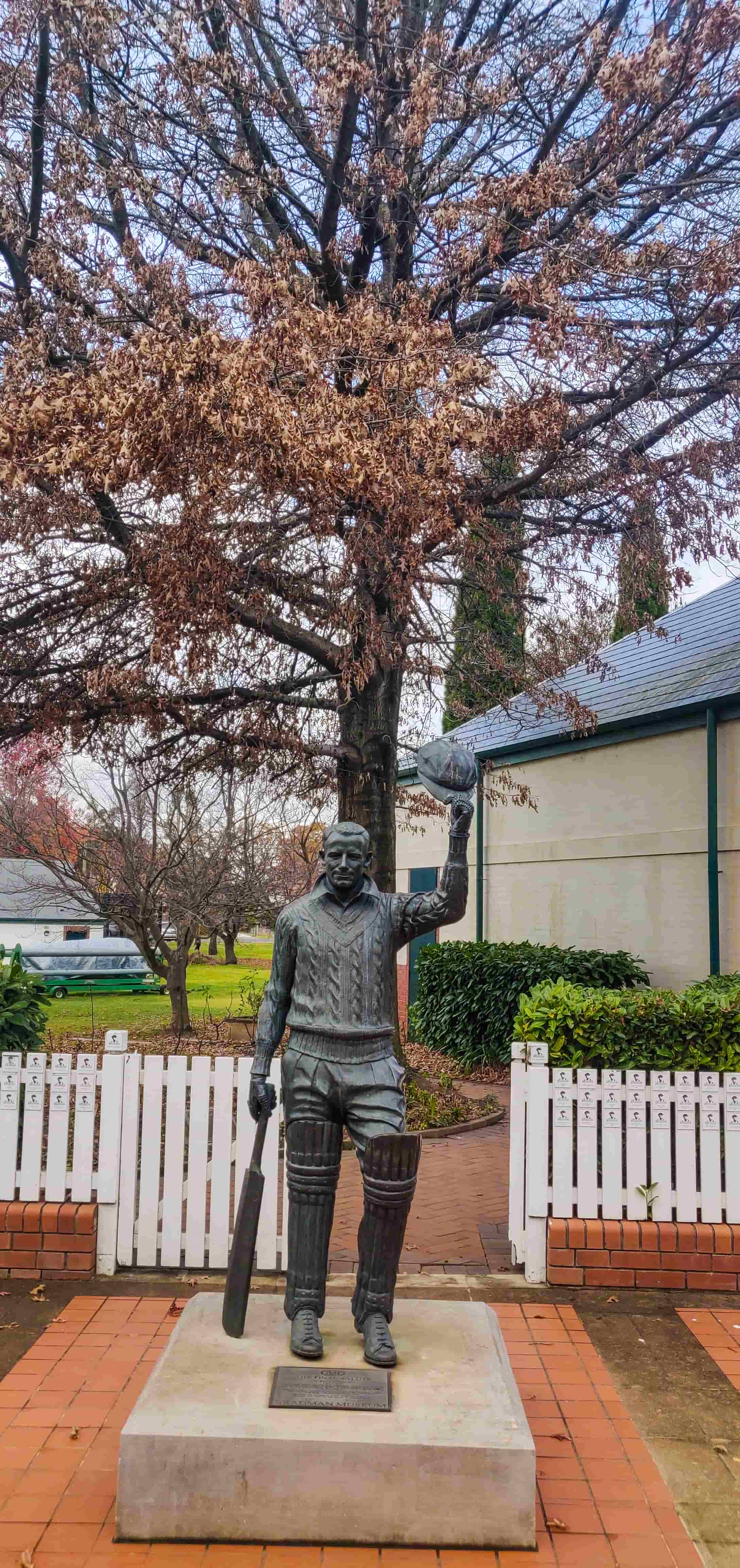 The Final Salute - Bradman Statue