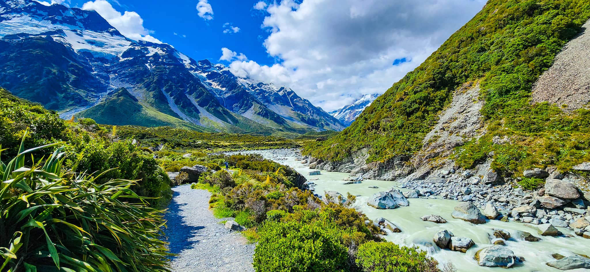 Going past Second Swing Bridge