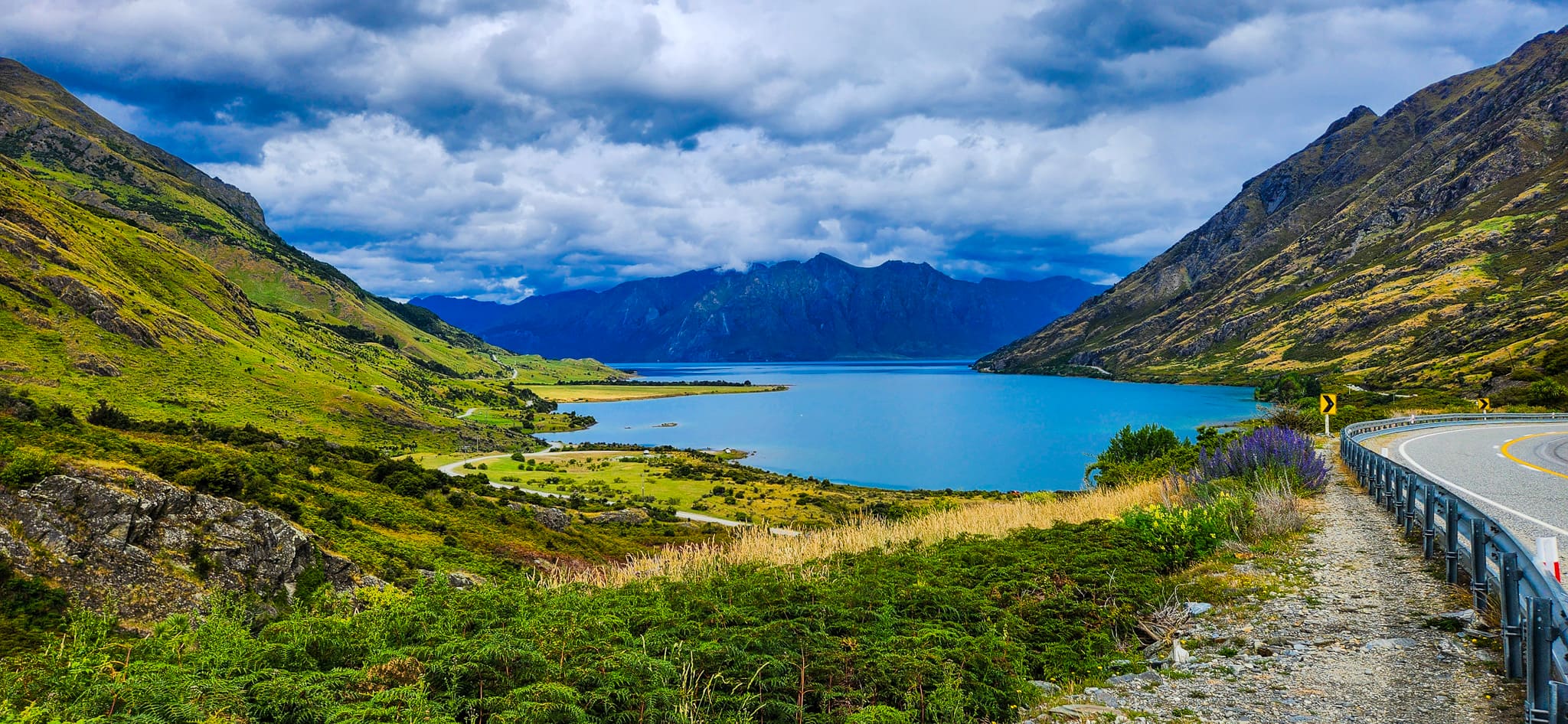 Lake Hāwea Lookout at The Neck