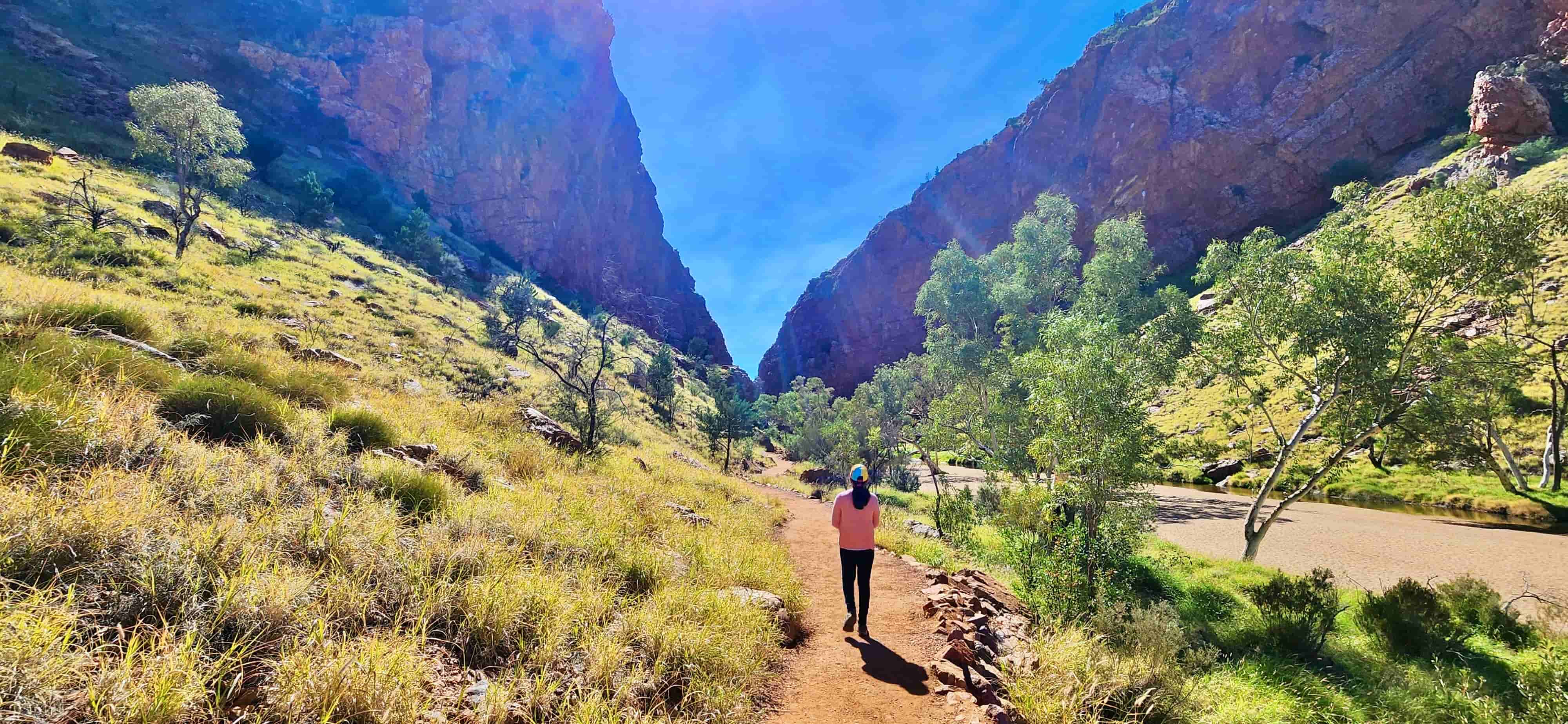 Simpsons Gap Walking Track