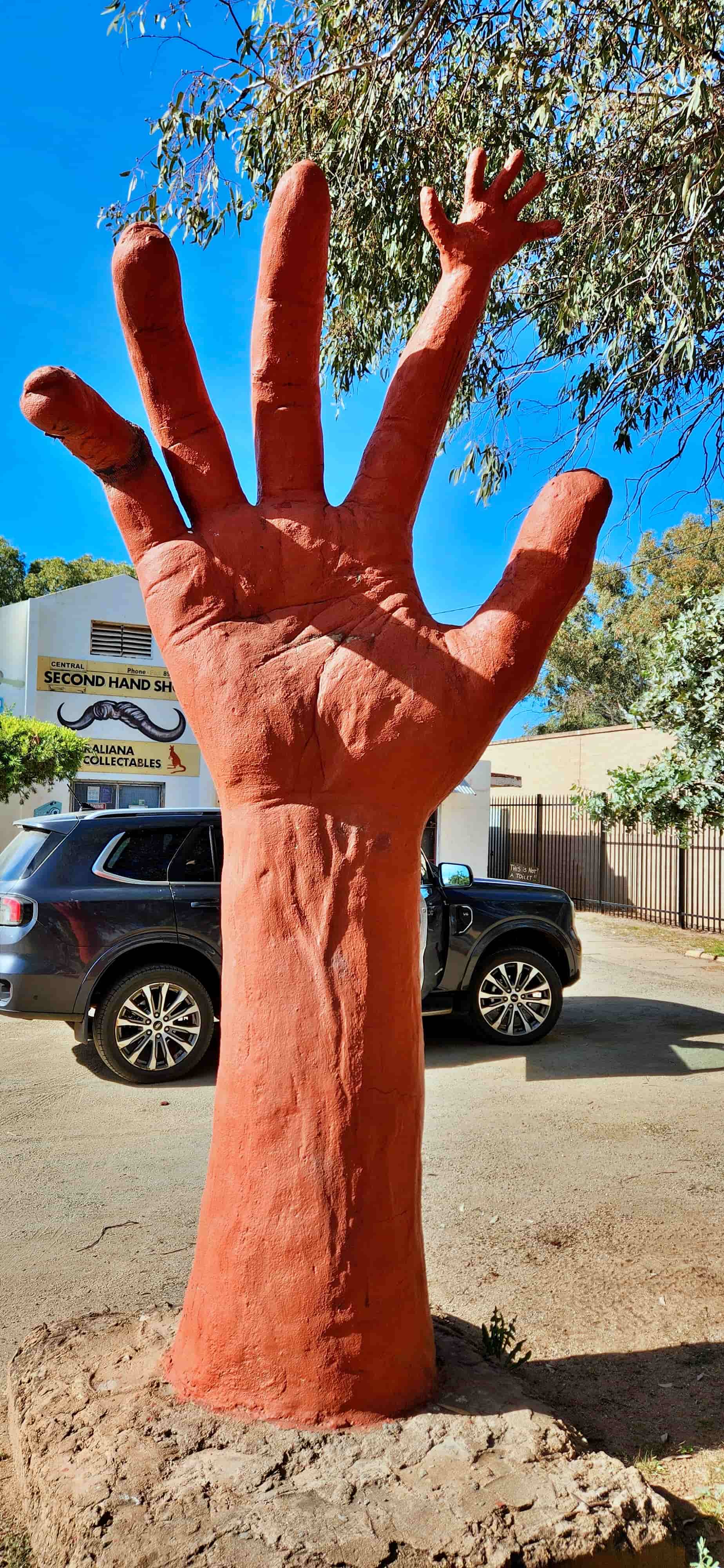 The Big Hand in Alice Springs