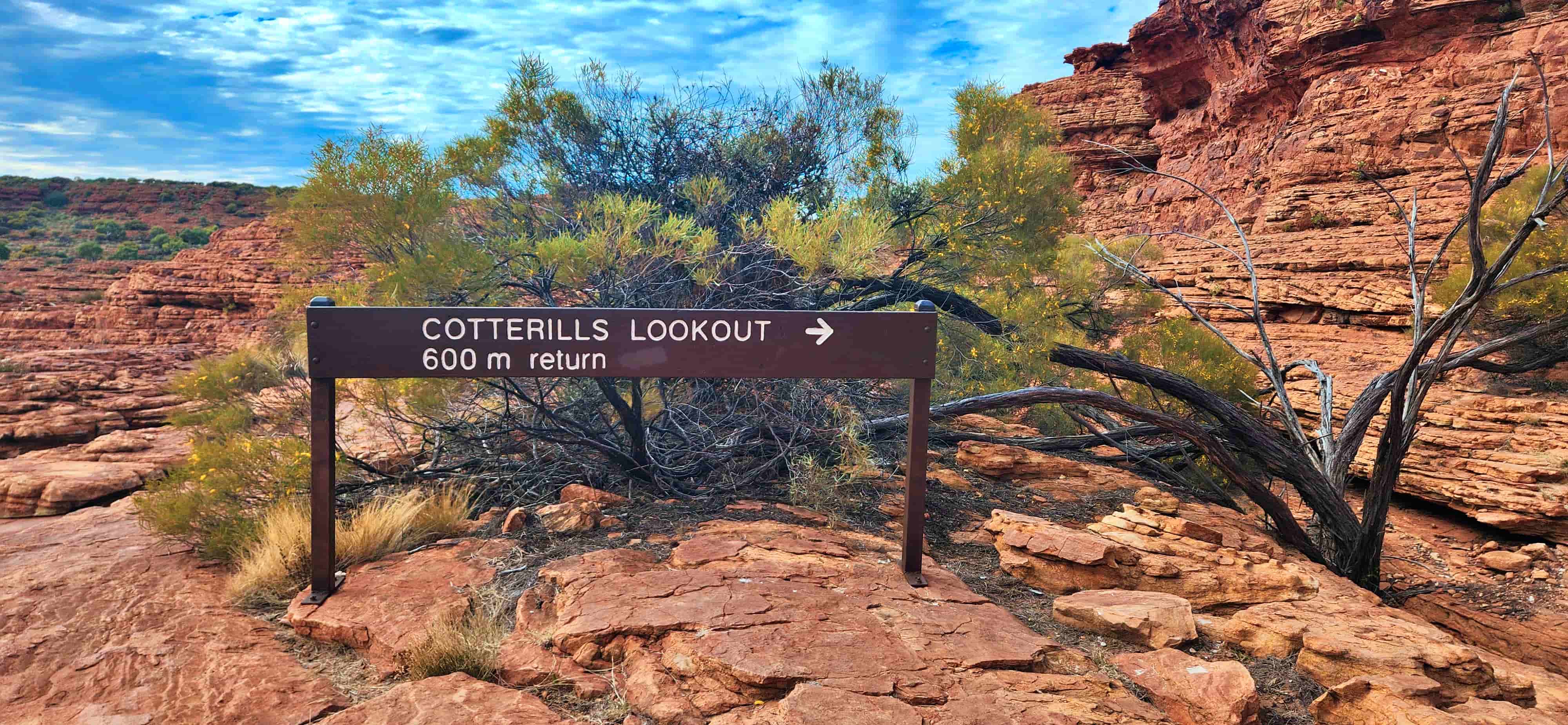 Cotterills Lookout Sign
