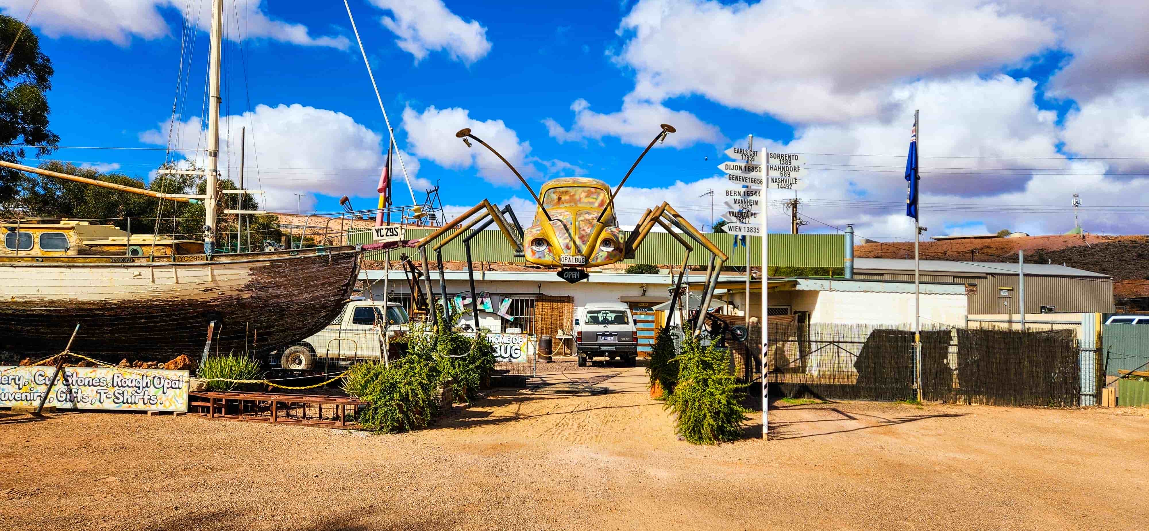 The BIG Opal Beetle (The Opal Bug) in Coober Pedy