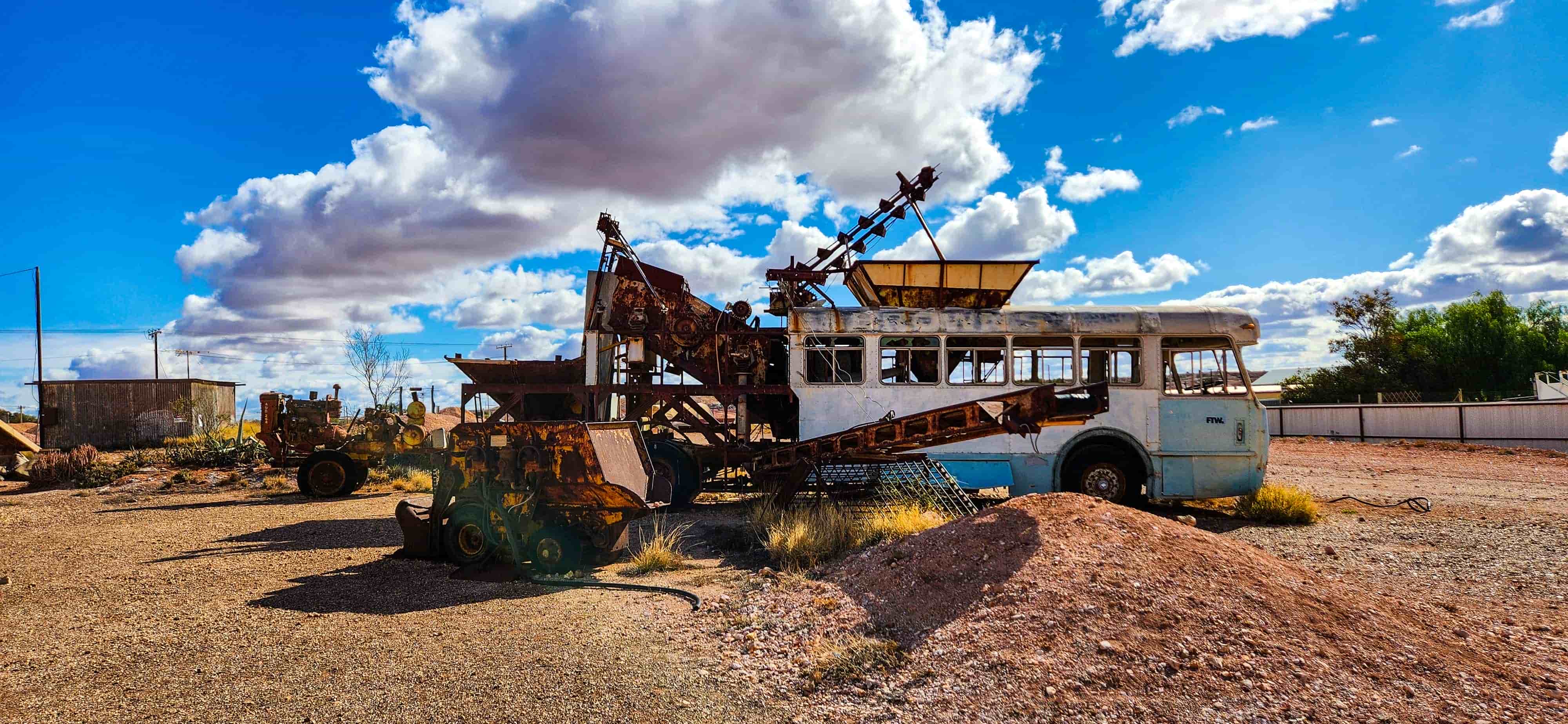 Vintage Mining Bus in Coober Pedy