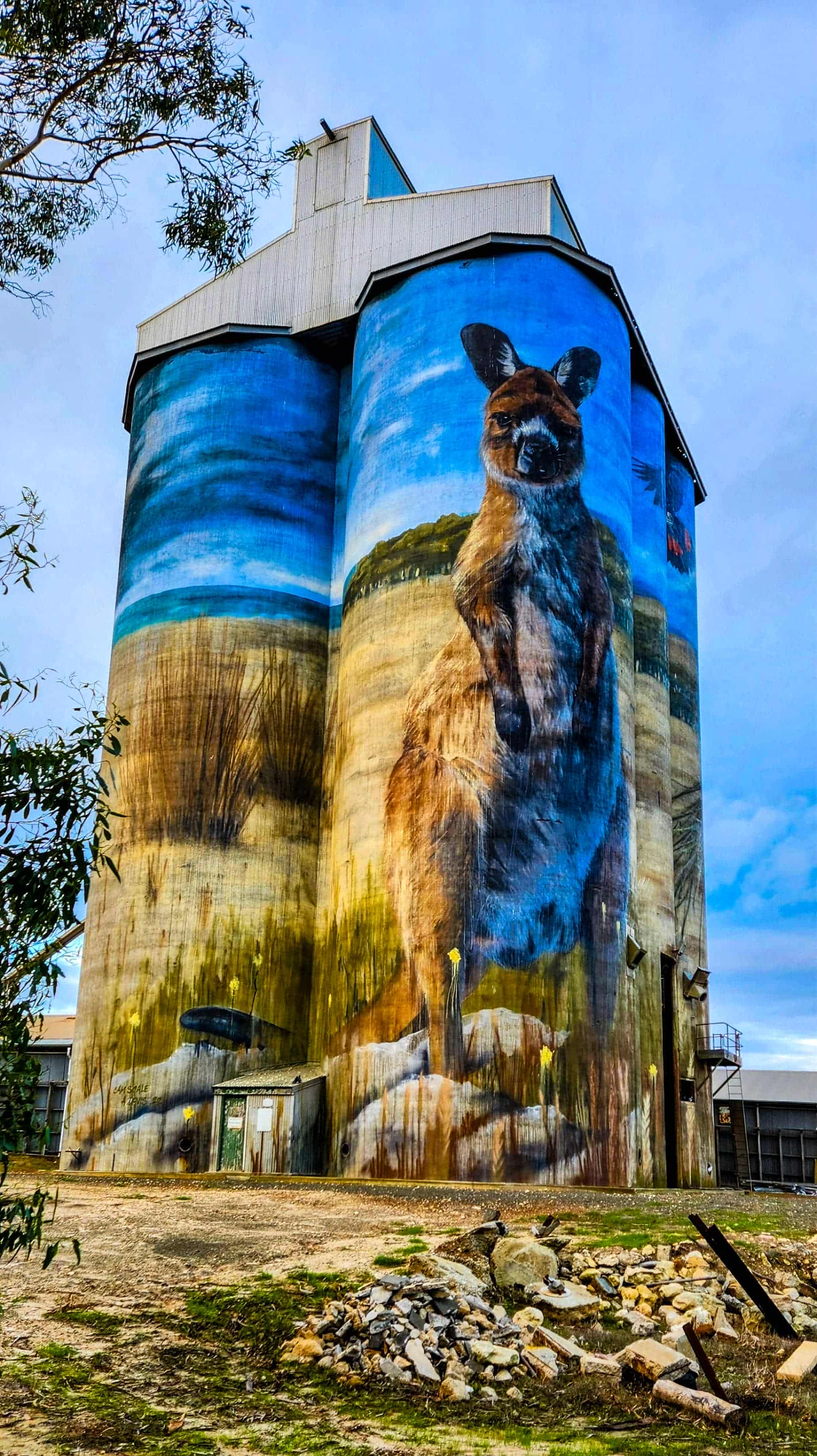Kingscote Silo Art