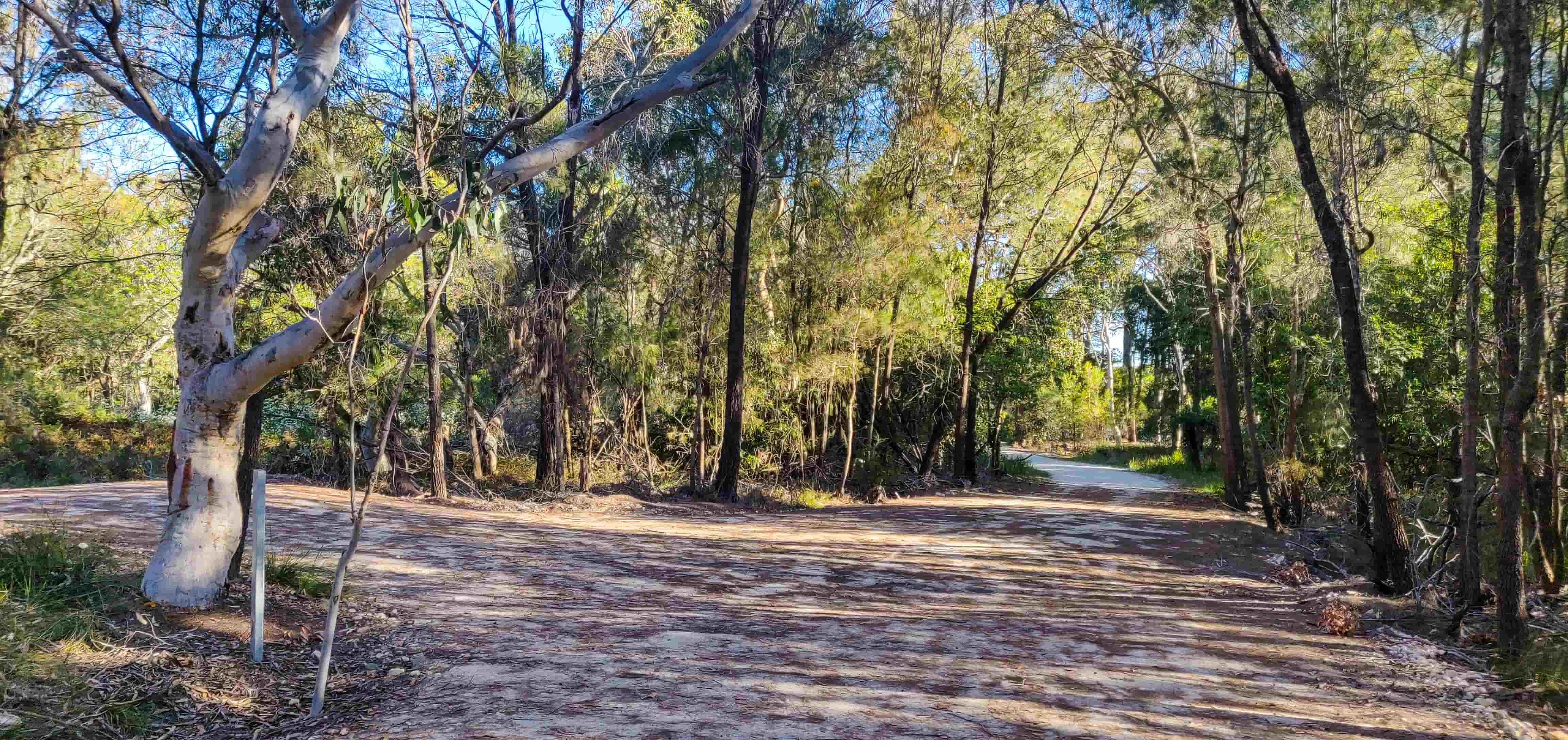 Bobbin Head to Sphinx Memorial Walking Trail
