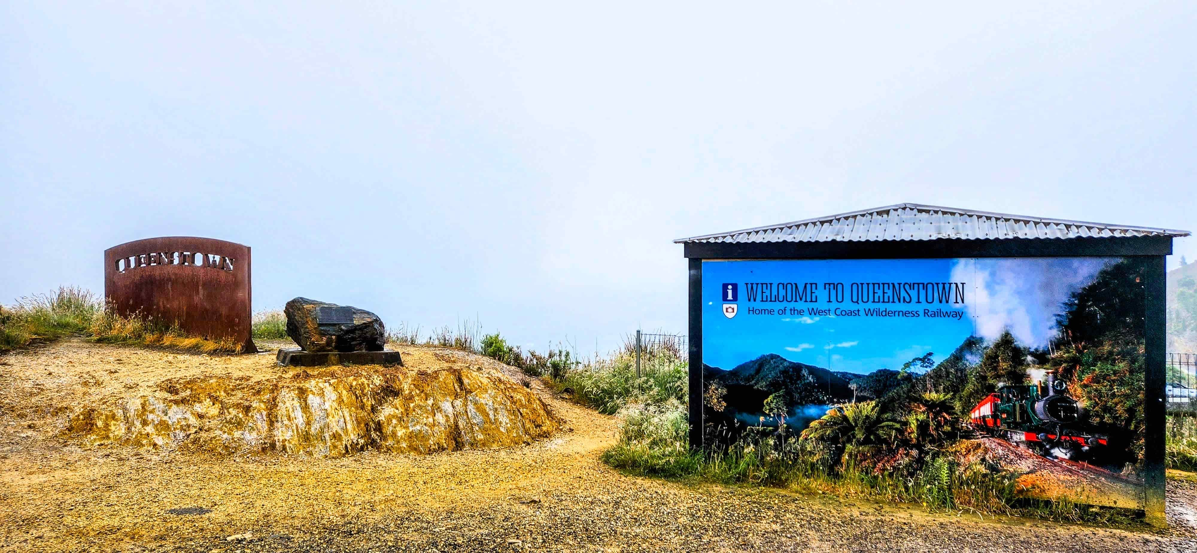 Welcome to Queenstown Sign