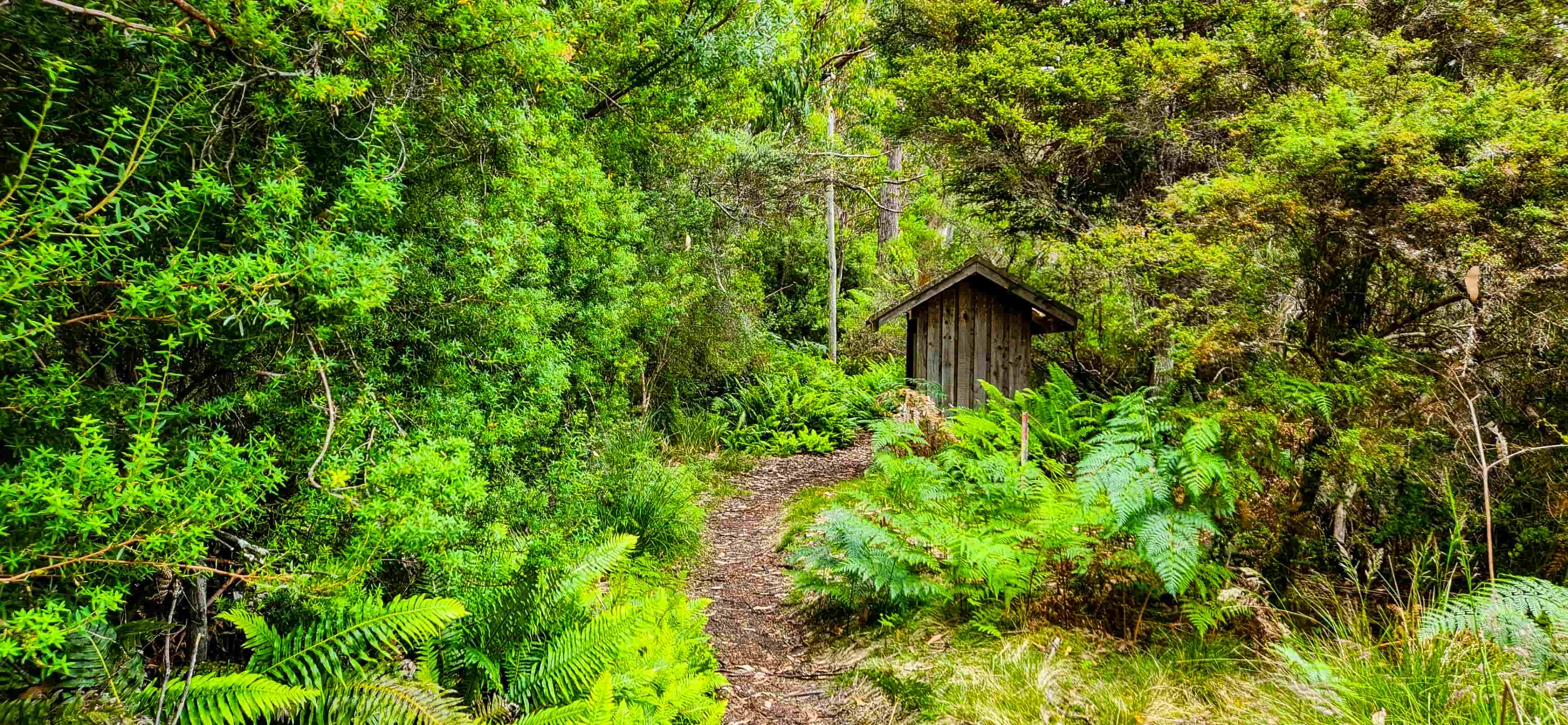 Walker Registration Hut - South Cape Bay Walk