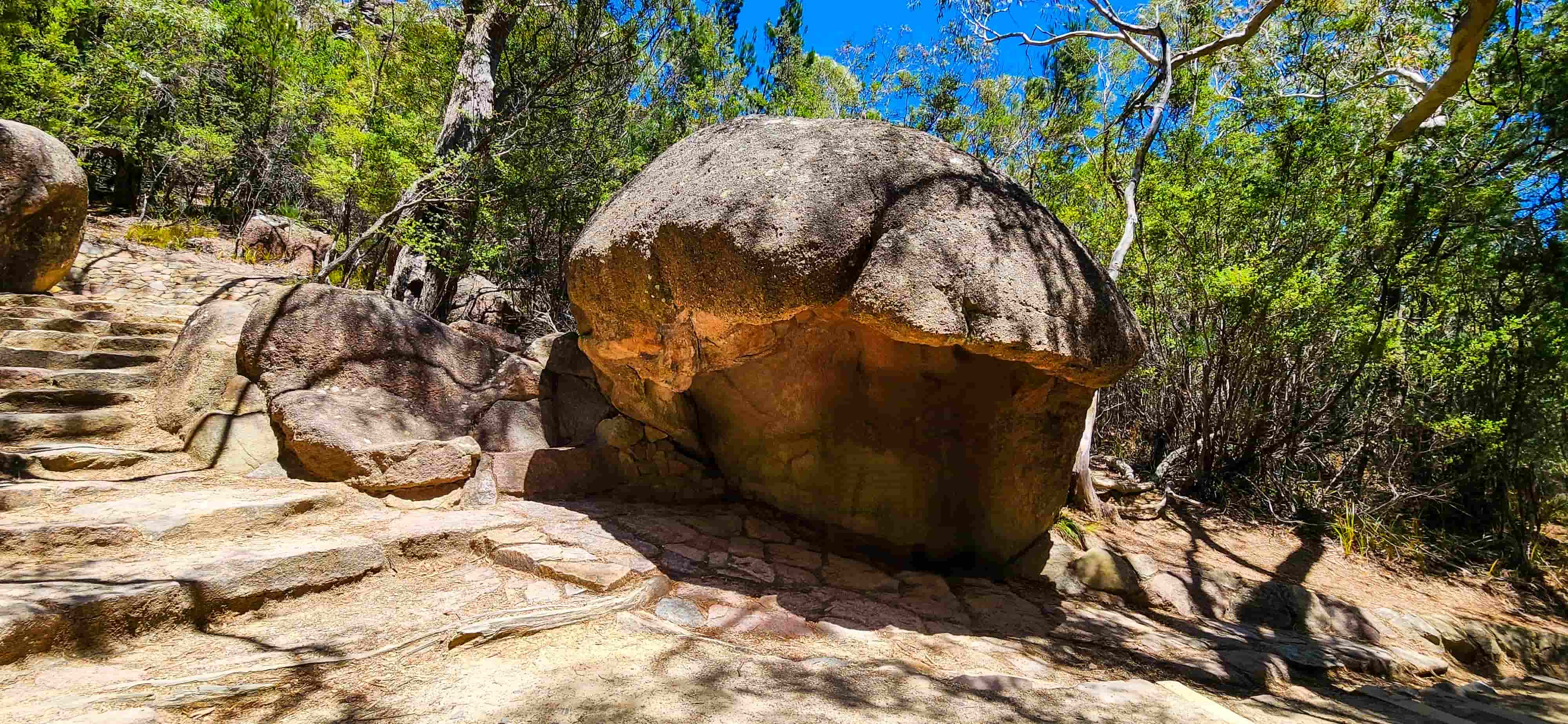Mushroom Rock on the way to Wineglass Bay Lookout