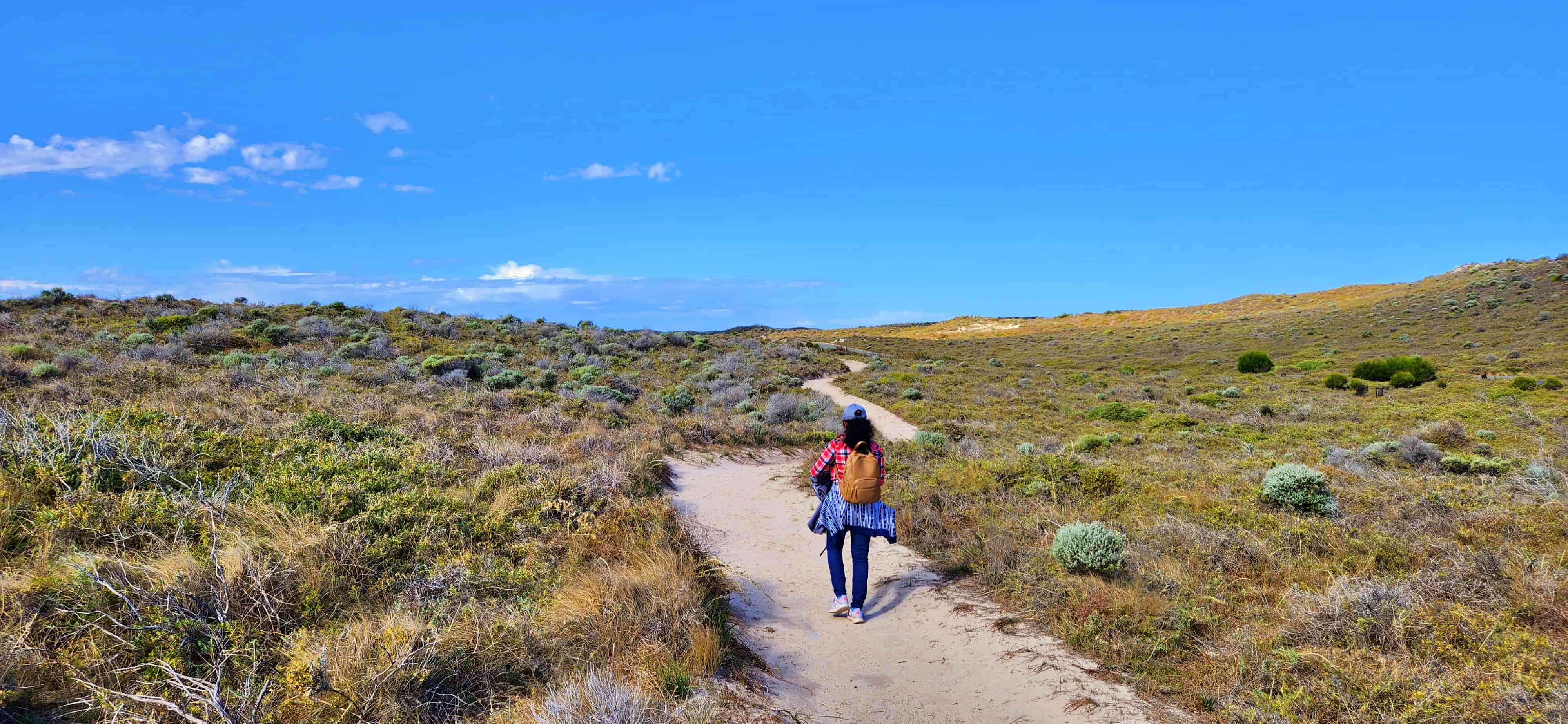 Coastal walk from Cathedral Rocks to Marjorie Bay, Rottnest Island
